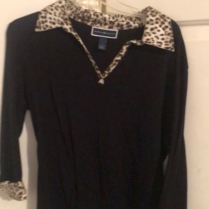Karen Scott blouse with leopard collar and sleeves